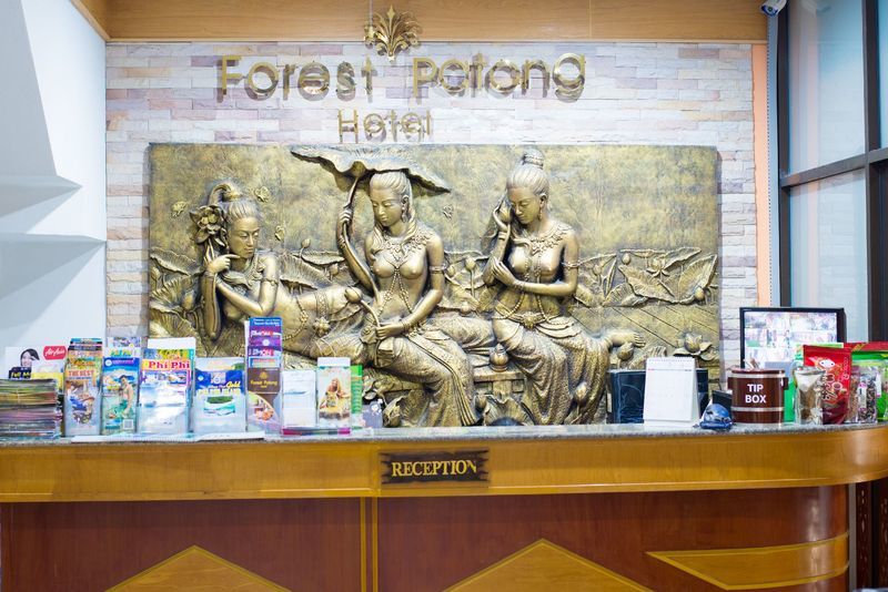 Forest Patong Hotel Экстерьер фото